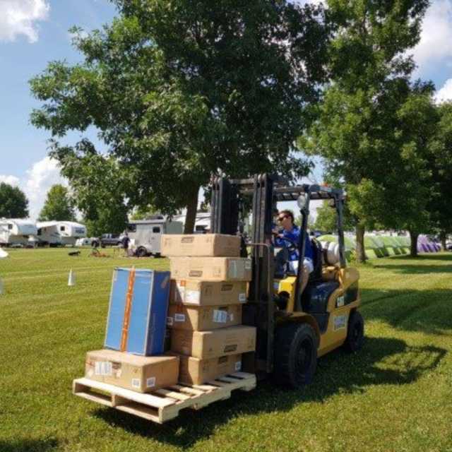 Oshkosh 2018 Setting Up (12).jpg